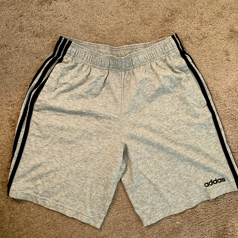 Adidas Mens shorts size medium
